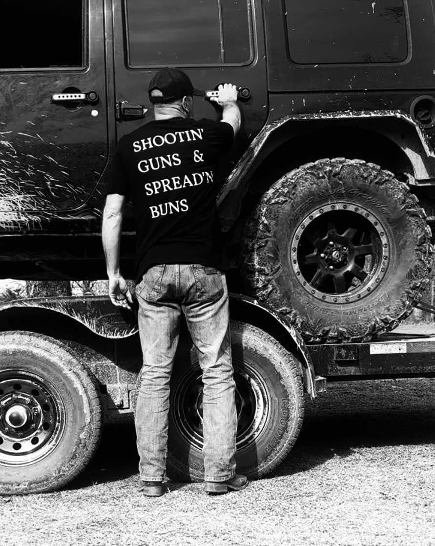 Shootin’ Guns & Spreadin’ Buns
